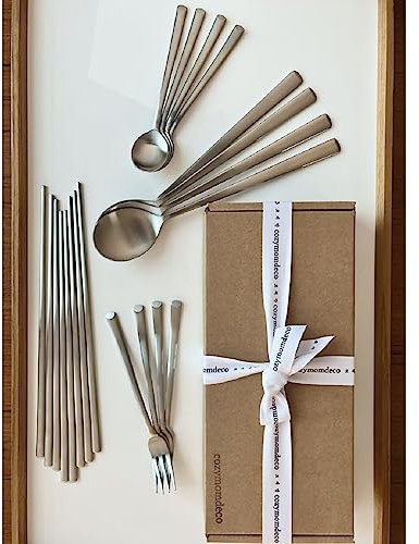 cozymomdeco Juego de cubiertos de acero inoxidable y plata hechos en Corea, juego de cucharas y palillos coreanos, juego de cuchara de té y tenedor de té, 4 juegos de regalo para mamá