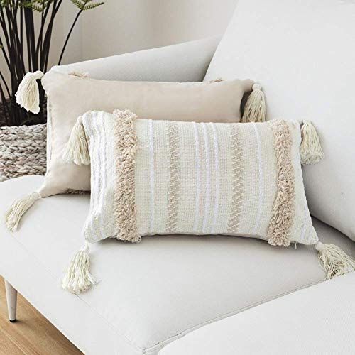 LOMOHOO Decorative Boho Throw Pillow Cover,30x50 Beige Pillowcase for Couch Sofa Bed,Woven Tufted Cotton Cushion Case with Tassels for Living Room Office Car Lumbar Pillow (Beige, 30 * 50cm)