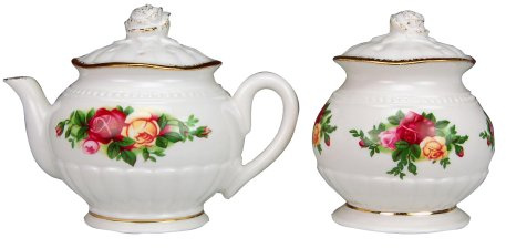 Royal Albert Old Country Roses Fluted Teapot Salt & Pepper
