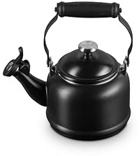 Le Creuset Tetera Demi de acero esmaltado con acabados metálicos, 1.25 cuartos de galón, regaliz