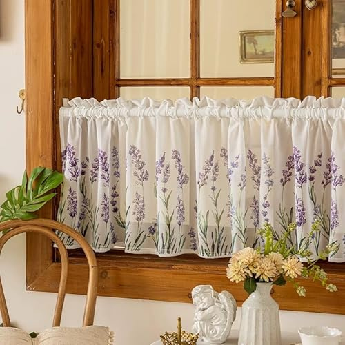 Devola Kurzgardine Lavendel Halbtransparente Scheibengardine mit Blumenmotiv Küchengardinen Landhausstil, Fensterdeko Gardinen für Bad, Wohnzimmer & Café HxB 40x90cm Weiß 1 Stück
