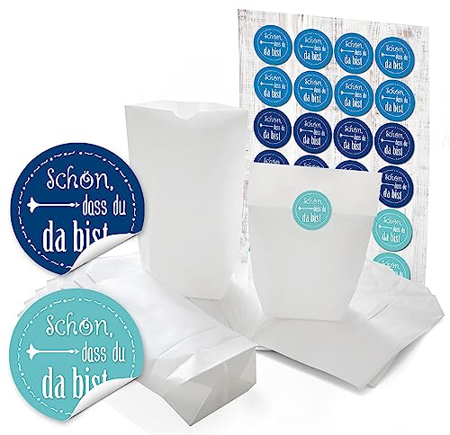 Logbuch-Verlag 24 kleine weiße Papiertüten 14 x 22 cm SCHÖN DASS DU DA BIST Aufkleber türkis blau - Gastgeschenk Willkommensgeschenk Verpackung
