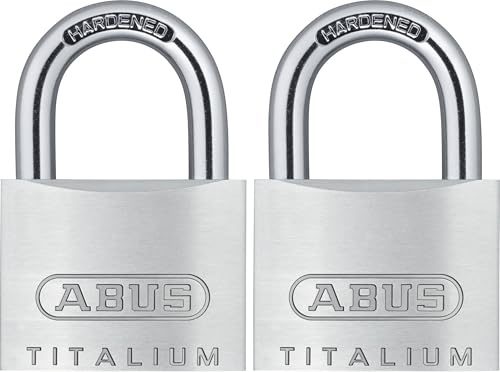 ABUS Cadenas 54TI/40 TITALIUM - Lot de 2, Aluminium Léger | Lot de 2 cadenas à même combinaison, 3 clés incluses - niveau de sécurité 6 - poids 15 g, largeur 20 mm