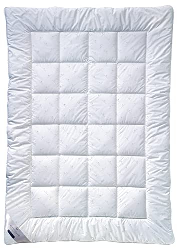 billerbeck Faser Bettdecke E21 King - mit Aloe Vera veredelte Faserdecke - 135 x 200 cm Winterdecke der Wärmestufe warm, Weiß