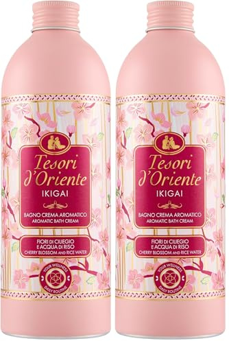 Tesori d'Oriente - Crema de baño Ikigai con notas florales, espuma de baño con flores de cerezo y agua de arroz, da a la piel una sensación de puro bienestar, 500 ml (Paquete de 2)