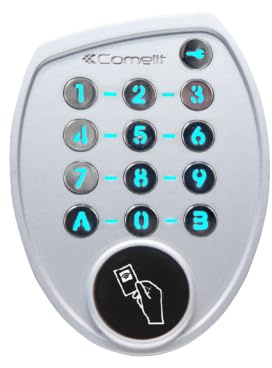 Comelit SKR Tastiera Controllo Accessi con Lettore Badge RFID e Codice | Apri porte e cancelli con codice, badge RFID oppure badge + codice. Gestisce fino a 100 utenti e 500 badge.