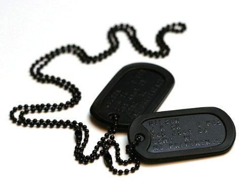 Graphotype Schwarzen Spezialkräften Erkennungsmarken: 2 personalisierten Erkennungsmarken im Armeestil mit Kugelkette & Schalldämpfern