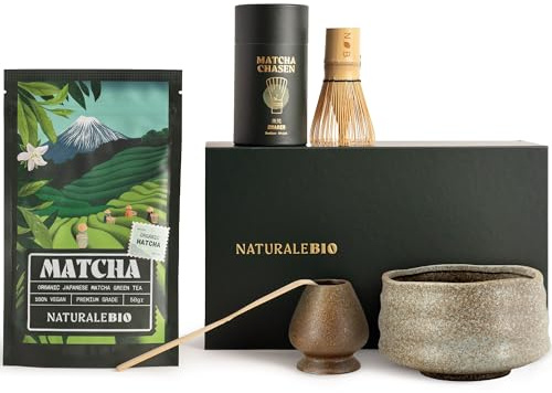 NaturaleBio Set Tradizionale di Matcha con Matcha Giapponese di Grado Premium 50g, frustino in bambù, porta frustino, ciotola per match e cucchiaio in bambù.