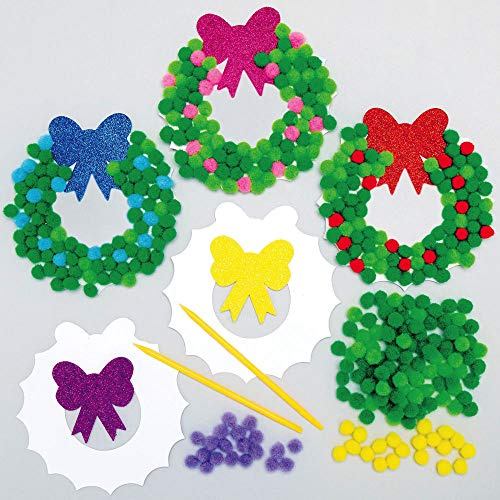 Baker Ross AX502 Weihnachtskranz Pompons Dekorationen Bastelset für Kinder - 5 Stück, Festliche Kreativsets und Bastelbedarf zum Basteln und Dekorieren zur Weihnachtszeit