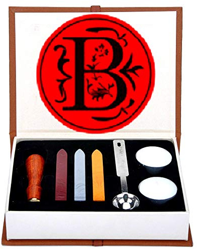 Buchstaben-Wachs-Siegel-Stempel-Set, ANBOSE Alphabet Wachs-Siegel-Stempel-Kit einschließlich 1Pcs Holzgriff Kupfer-Siegel, 3Pcs Sticks, 1Pcs Schmelzlöffel und 2Pcs weiße Kerzen（B)