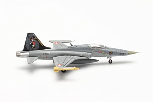 Herpa Militär Modellflugzeug Swiss Air Force Northrop F-5E Tiger II 6 “Ducks”, Payerne Air Base, Maßstab 1:200 - Modellbau Flugzeug, Flugzeugmodell, Miniatur Deko, Army Flieger aus Metall