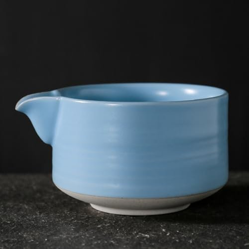 YlobdolY Tazón de cerámica para matcha con boquilla de vertido, hecho a mano en horno cambiante, porcelana de águila esmaltada, cuenco tradicional japonés para mezclar té matcha con caja de regalo