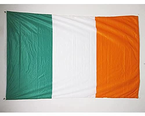 AZ FLAG Flagge Irland 150x90 cm Fahne Irische Mesh-Polyester 2 Ösen | Für außen dekorative Flagge Ireland doppelte Nähte und verstärkte Kanten mit Metallösen