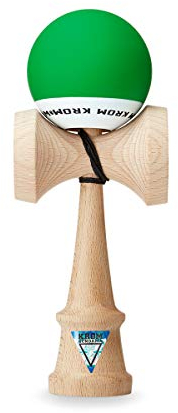 KROM Kendama POP Rubber Dunkelgrün - aus zertifiziertem Buchenholz - Hohe Holzqualität - Für Anfänger und Profis - Pack : Ersatzschnur + Stickers