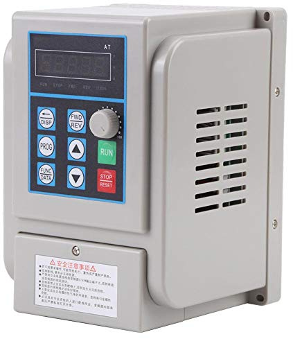 Contrôleur De Vitesse 1.5kW Fréquence Variable VFD 220VAC Contrôleur De Puissance Pour Le Moteur À Courant Alternatif Monophasé