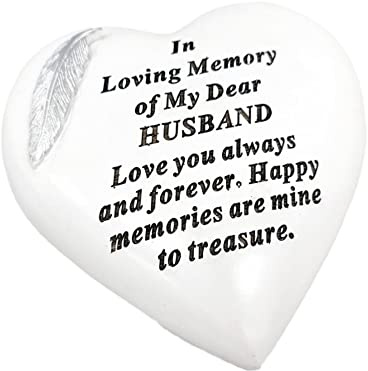 OnlineStreet Placas conmemorativas de piedra con forma de corazón, adornos para tumbas, decoración personalizada para tumbas, placas blancas y plateadas con plumas, placas conmemorativas al aire