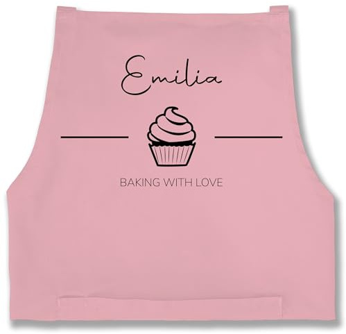 Geschenk mit Namen personalisiert by Shirtracer - Schürze - Backschürze - Baking with Love mit Namen