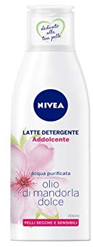 NIVEA - Lait Démaquillant Visage Douceur - Efficacité Waterproof - Démaquille, Hydrate & Apaise - Sans Assécher - Huile D'Amande Douce Et Hydramine® - Vegan - Peaux Sèches & Sensibles - 200 ml