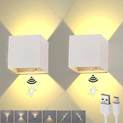 SENFAY 2 Pack 6W LED Akku Wandleuchte Batteriebetrieben 3600mAh Innen Wandlampe Bewegungsmelder Warmweiß USB Aufladbare Wandbeleuchtung Einstellbar Abstrahlwinkel Flurlampe Magnetische Wireless Weiß