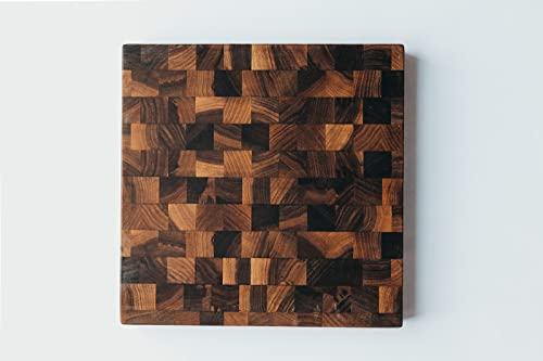 GULILES Tagliere manufatto in legno di noce europeo, oliato, per uso alimentare, carne, verdure, pane, cracker e formaggio (grande 35x35x4 cm)