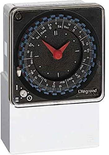 Legrand 049754 Inter Horaire Programmable Analogique à Programme Journalier, Connexion à Vis, 72mm x 72mm