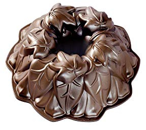 Nordic Ware Harvest Leaves Pan, Original Cast Aluminium, Bundt Tin with Leaf Pattern, Cake Mould Made in The USA, Colour: Bronze, 9 Cup Capacity