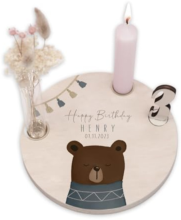 Personalisierter Geburtstagsteller aus Holz mit Kerzenhalter, Vase & Jahres Zahlen - Geburtstagsdeko mit Name - 1. Geburtstag Baby & Kinder Geschenk - ⌀16 cm x 12mm - hellomini (Bär)