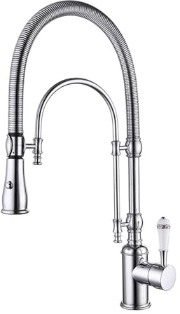 SWHC Wasserhahn Küche, Retro Küchenarmatur 2 Modi Mischbatterie Küche 360° Drehung Armatur Küche Ausziehbarer SpüLarmaturen Küche Messing Küchenarmatur mit Federtyp