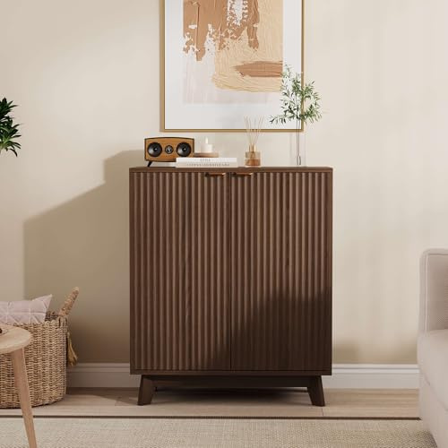 Aparador Moderno para Sala y Comedor - Puertas Acanaladas, Tiradores Dorados, Estante Ajustable - Buffet De Almacenamiento De Consola Versátil para Entrada y Cocina - Diseño Elegante y Práctico