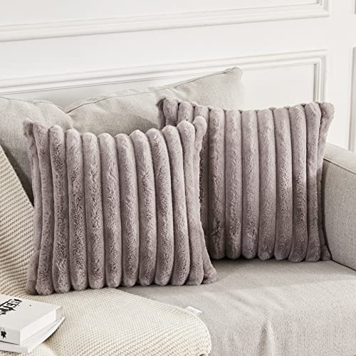 Joyouth 2er Set Doppelseitige Plüsch Samt Kissenbezüge Weiche Künstliche Pelz Kissenbezüge Dekorativ für Couch Sofa Schlafzimmer Wohnzimmer Zuhause 40x40 cm dunkelgrau