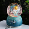 Boîte à Musique de Boule de Cristal avec LED Veilleuse Boule de Neige Musicale Forme Château Décoration Boule de Verre Neiger Automatique Jouets Cadeau Enfant Noël Anniversaire