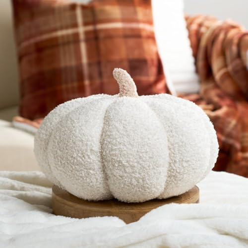OHS Scatter Cushion Pumpkin Throw Pillow Halloween Decorations Soft Velvet Thanksgiving Home Decor Seat Cushion for Bedroom Living Room Sofa, Cream - 25 x 25cm