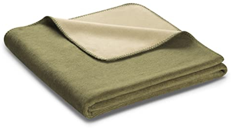 biederlack® samtig-weiche Kuschel-Decke aus Baumwollmischgewebe I Made in Germany I Wohndecke Double Optic - Oliv-Beige I Öko-Tex I nachhaltig produzierte Sofa-Decke I Couchdecke 150x200 cm
