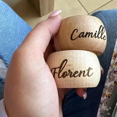 4 Stück Personalisierte Gravierte Hölzerne Serviettenringe Mit Namen, Benutzerdefinierte Hochzeit Serviettenringe, Hochzeit Bankett Zubehör, Weihnachten Taufe Partei, Abendessen Tischdekoration