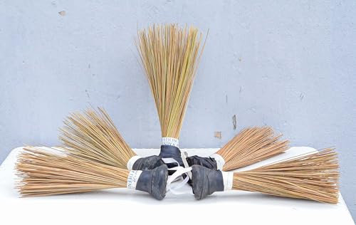 Traditional Igbale Broom from Nigeria for Dusting, Brushing, Sweeping, Wisking. Suitable for Garden, Cobweb Cleaning, Beds, Sofas, Couch, Furniture, Clothes, Car, Fireplace, Edges, Corners, Cooking