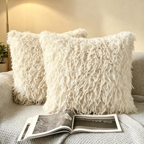 OYIMUA Flauschig Feder Plüsch Kissenbezug 50x50 Beige 2er Set | Weich Dekokissen Sofakissen,Modern Quadratisch Deko Kissen bezug für Sofa Bett Wohnzimmer Schlafzimmer