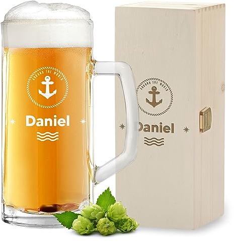 2-tlg Geschenk-Set 1x Bierkrug 0,5 L + 1x Holzkiste mit Gravur für Männer - Bierglas für Mann - Bierseidel zum Geburtstag und Jubiläum - für Freunde und Kollegen - für Pils und Craft Beer