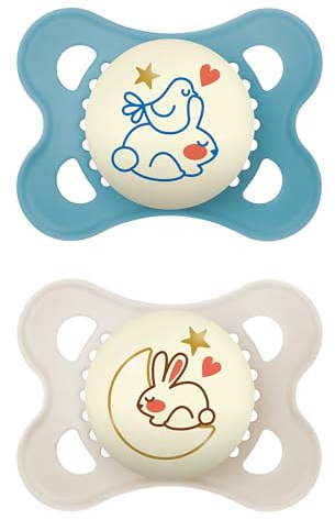 MAM Original Night Schnuller 2-6 Monate, 2er Set, hellblau | Leuchtet im Dunkeln, mit Sterilisator-Schnullerhalter, kiefergerechter Sauger aus Naturkautschuk, BPA-/BPS-frei