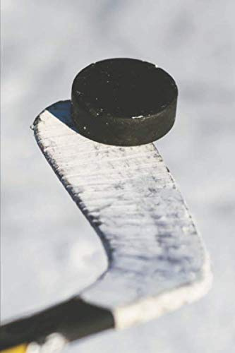 Eishockey Taktikbuch: Spieltaktiken und Anweisungen planen, üben, umsetzen mit diesem Trainingsbuch I Führe Protokoll zu allen Spielzügen und Aufstellungen I 6x9 Format I Motiv: Eishockeyschläger 3