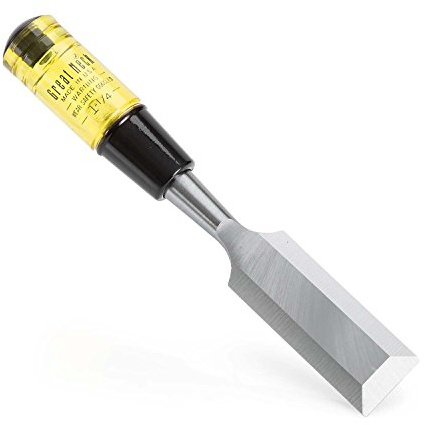 GreatNeck 1047 Professional Quality Wood Chisel (1-1/4 Inch)