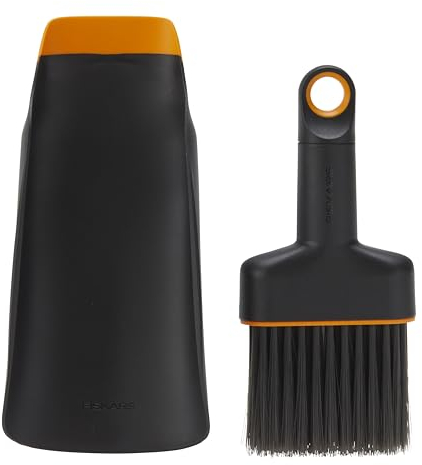 Fiskars Pflanzerde Schaufel und Bürste Set Gartenwerkzeug für Indoor-Gartenarbeit, Durcheinander zum Umpflanzen und Umtopfen, hergestellt aus recyceltem Kunststoff