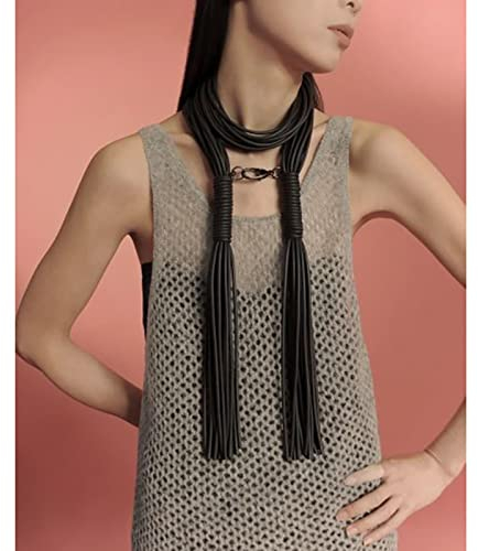 Bysonglezai Halskette Pulloverkette Damen Langkettige Frauen Necklace Kette Gummiseil Quaste Lange Halskette Für Frauen Handgefertigt Silikon Leder Anhänger Halskette Büro Damen Passend Schwarz