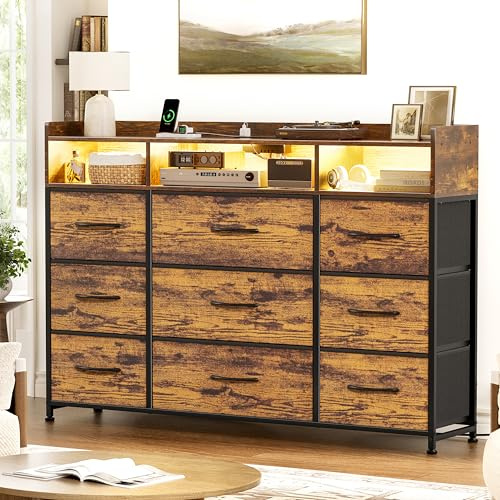 Mossora Kommode mit Ladestation und LED-Beleuchtung, TV-Kommode mit 9 Stoffschublade, Aufbewahrungsschrank mit Holzplatte für Schlafzimmer, Wohnzimmer, Flur, Rustikbraun