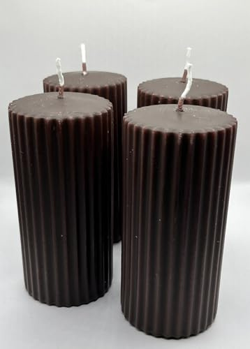 Løgum Kloster dänische Blockkerze Stumpenkerze ohne Duft 4-er Set mit Rillen Brenndauer ca. 39 Std., Sondergrößen ca. 50 Std (braun)