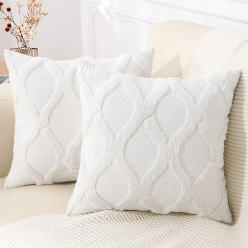 decorUhome Summer Throw Pillow Covers 18x18 Inch Set of 2, Soft Plush Faux Fur Wool Cream White Accent Couch Pillow Covers for Modern Farmhouse Bed Sofa Living Room