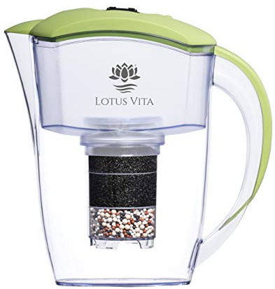 Lotus Vita ESPRIT div. Farben - Wasser Filterkanne mit Kartusche, Reduziert Kalk Chlor Blei aus Leitungswasser durch Aktivkohle Ionentauscher, BPA-frei (grün)