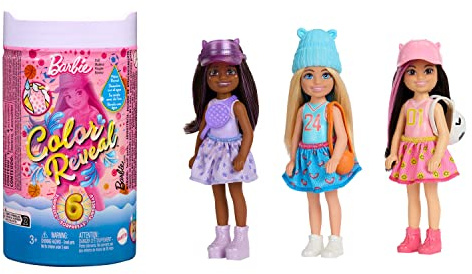 Barbie Chelsea Color Reveal - Puppensortiment in der Sporty Serie mit 6 Überraschungen, warmes Wasser färbt das Oberteil pink, Teamnummern auf dem Sporttop, für Kinder ab 3 Jahren, HKT85