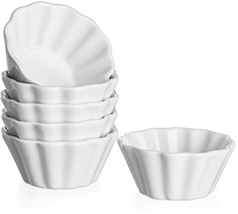 DOWAN Ramekins 6 oz, Creme Brulee Ramekins oven safe, Flower-Shaped Porcelain Ramekin for Baking Pudding, Souffle Dish, Custard Cups Dipping Sauce Bowls, Set of 6, Soft White