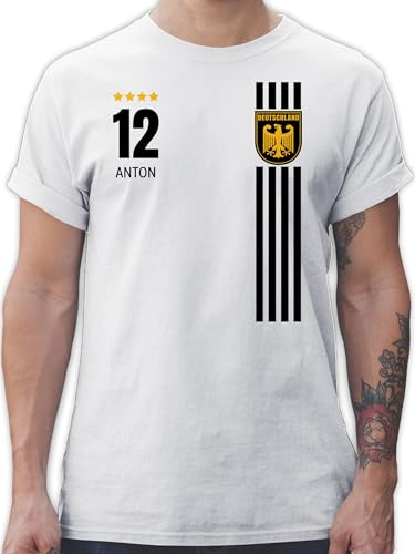 Geschenk mit Namen personalisiert by Shirtracer - T-Shirt Herren - 2026 Fussball WM Fanartikel - Deutschland Germany Trikot Style