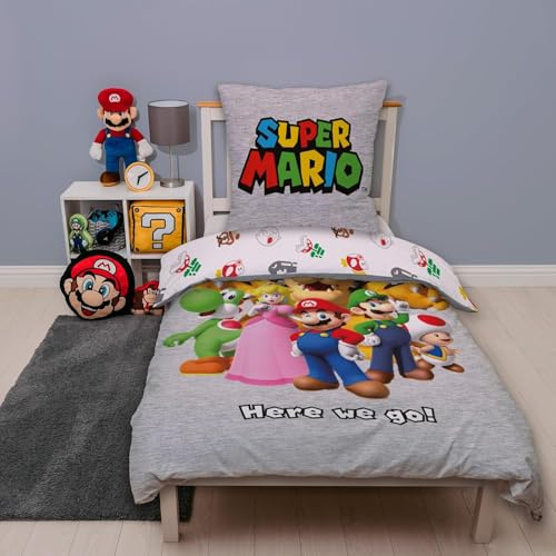 Kinder Wende-Bettwäsche Super Mario HERE WE GO 135 x 200cm + 80 x 80cm 100% Baumwolle Linon Renforcé Nintendo Luigi Prinzessin Peach Bowser Yoshi Toad Bettzeug deutsche Größe Reißverschluss